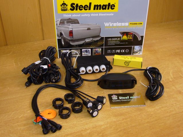 24V -os STEEL MATE PT-400Q COM 4 szenzoros tolatradar VEZETKNLKLI KIJELZVEL!